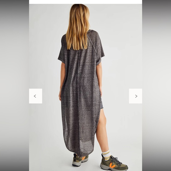 We The Free Spring Breeze Tunic Top in Charcoal - Picture 2 of 5